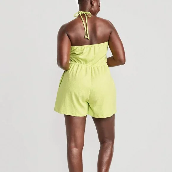 NWT Old Navy Textured O-Ring Halter Romper for Women -- 3.5-inch inseam - Picture 5 of 7